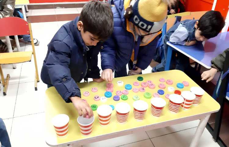 مرور حروف با بازی 3