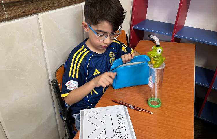 مرور حروف با درست کردن کاردستی 2