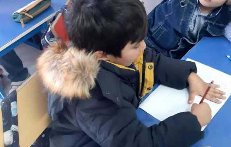 مرور حروف همراه با بازی و تقویت مهارت دست ورزی 5