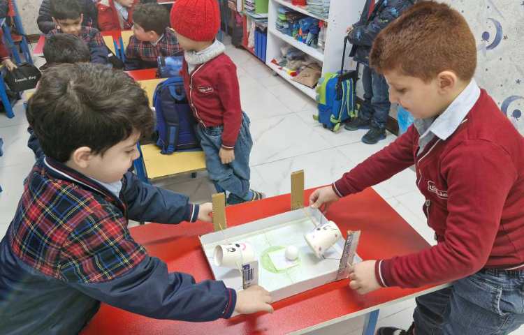 مرور حروف همراه با بازی 1