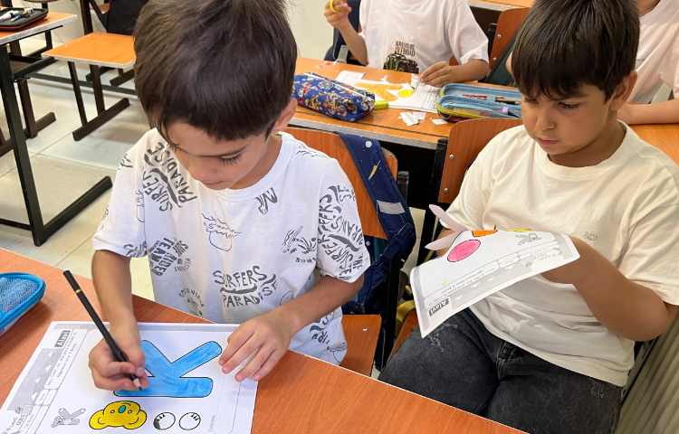 مرور حروف و بازی با مثال‌ها 7