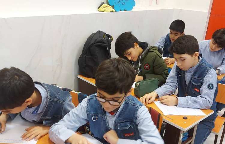 مرور درس مطالعات و آزمونک از درس مطالعات انجام شد 1