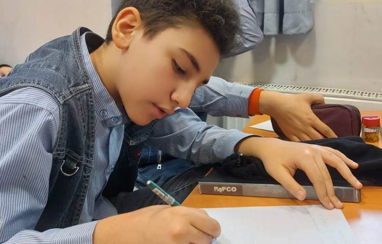 مرور درس مطالعات و آزمونک از درس مطالعات انجام شد