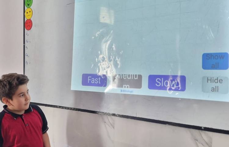 مرور درس یک با بازی پاورپوینتی در زنگ زبان عمومی 3