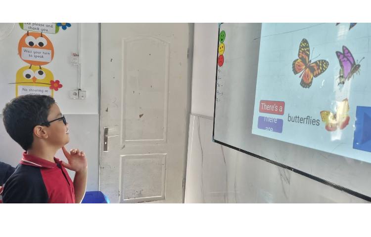 مرور درس یک با بازی پاورپوینتی در زنگ زبان عمومی