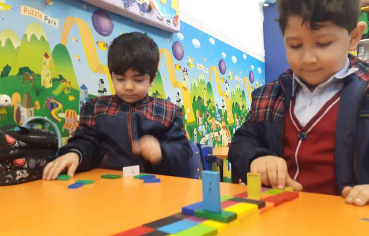 مرور رنگ‌ها با دومینو-زنگ زبان عمومی 1