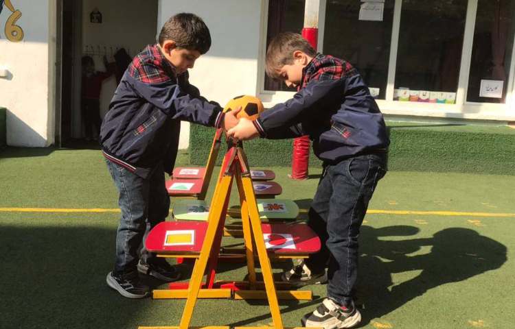 مرور رنگ‌ها و اشکال-زنگ زبان عمومی 3