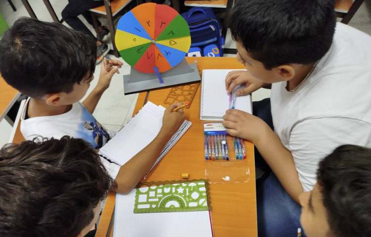 مرور عددنویسی در جدول ارزش مکانی 4