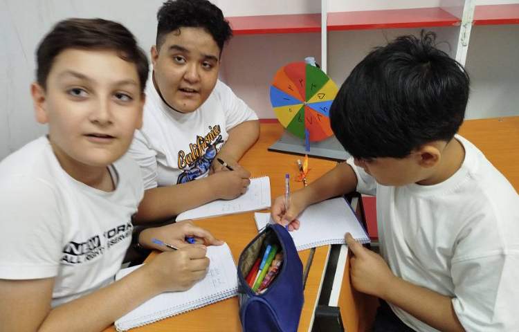 مرور عددنویسی در جدول ارزش مکانی 5