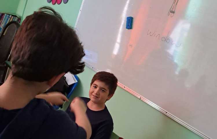 مرور لغات انگلیسی با بازی 2