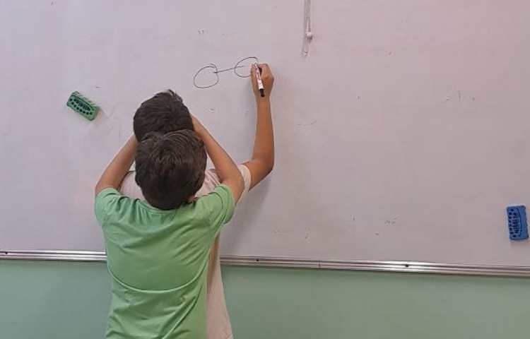 مرور لغات انگلیسی با بازی