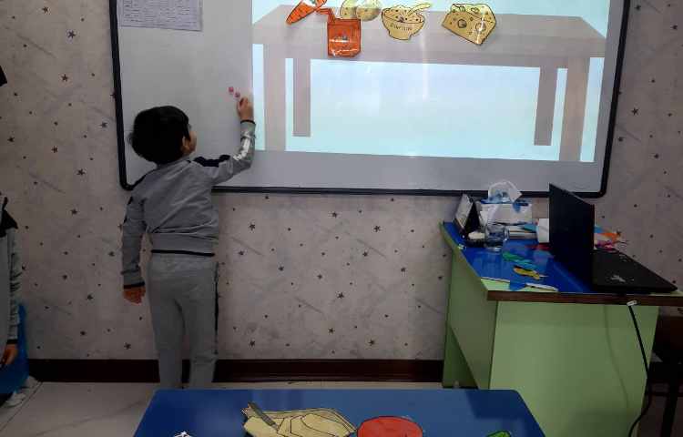 مرور لغات همراه با بازی آنلاین 1