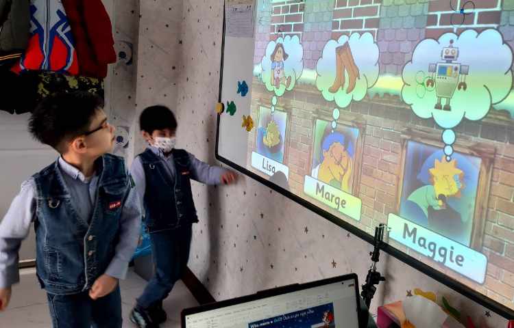 مرور لغات همراه با بازی آنلاین 1