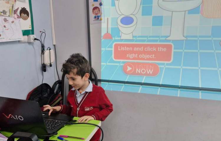 مرور لغات همراه با بازی آنلاین 1