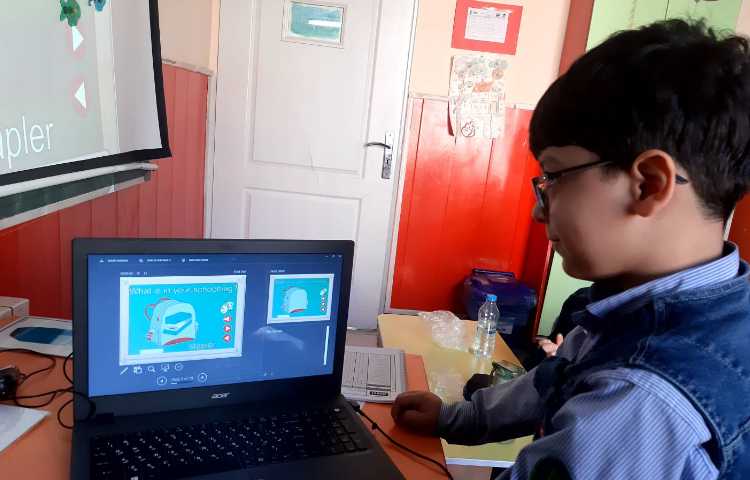 مرور لغات همراه با بازی آنلاین 12