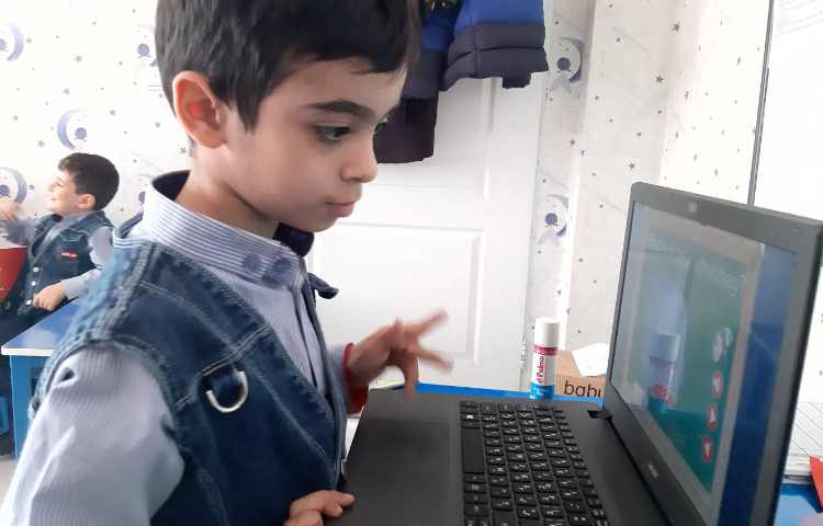 مرور لغات همراه با بازی آنلاین 13