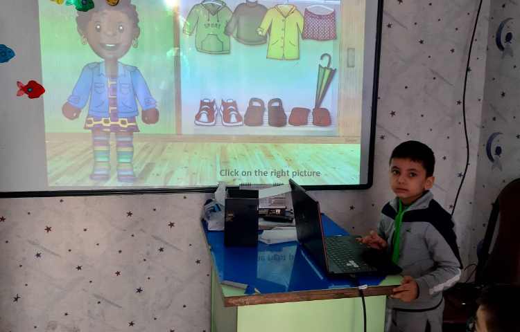 مرور لغات همراه با بازی آنلاین 2