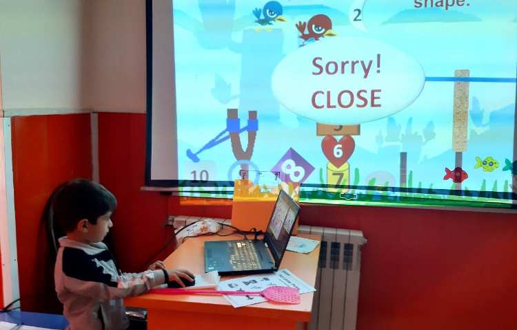 مرور لغات همراه با بازی آنلاین 3