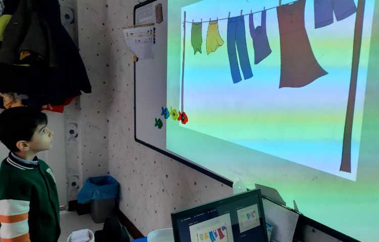 مرور لغات همراه با بازی آنلاین 3