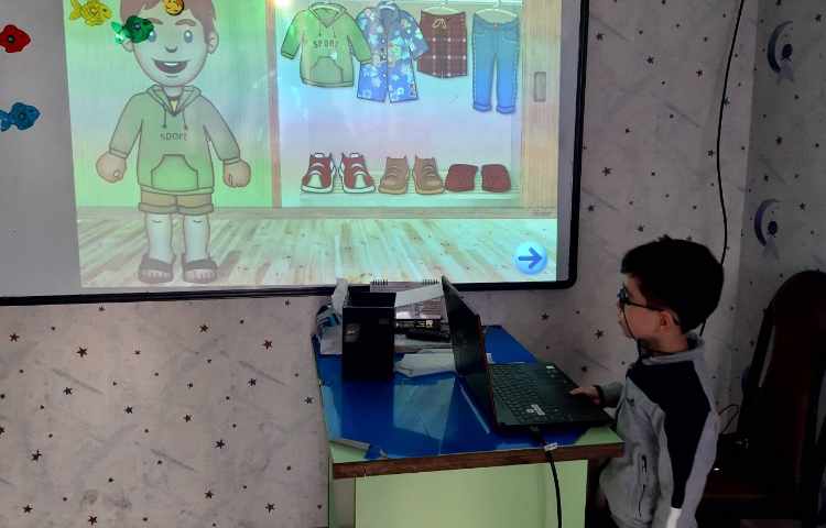 مرور لغات همراه با بازی آنلاین 4