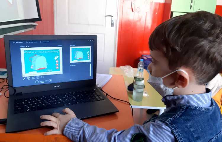 مرور لغات همراه با بازی آنلاین 9