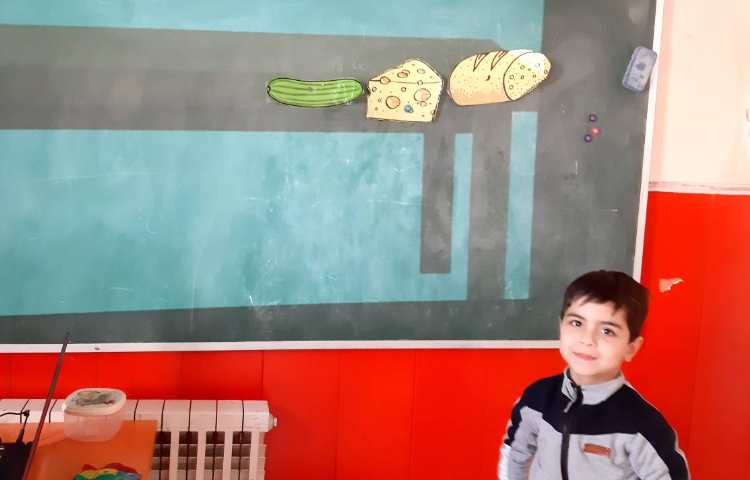 مرور لغات همراه با بازی آنلاین