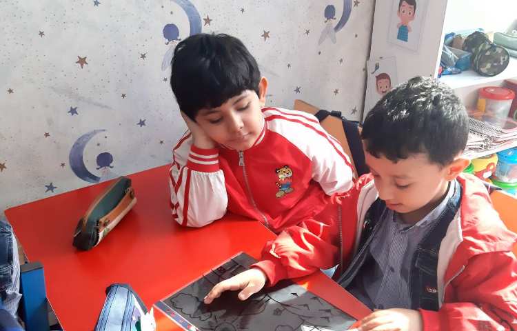 مرور لغات همراه با بازی 1