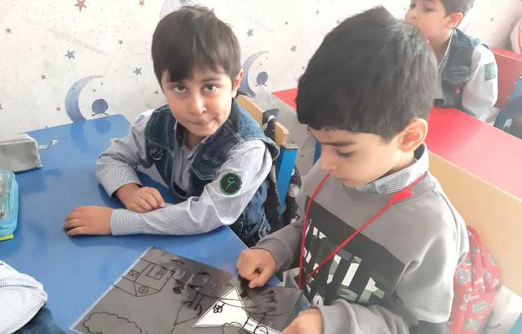 مرور لغات همراه با بازی 4