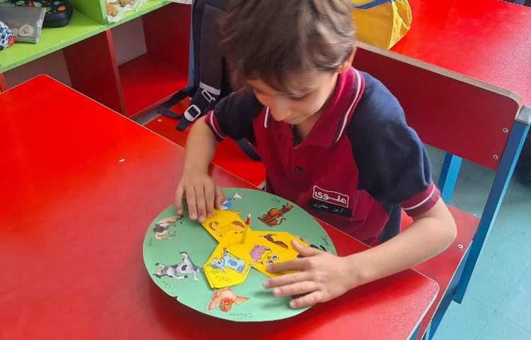 مرور لغات همراه با بازی 5