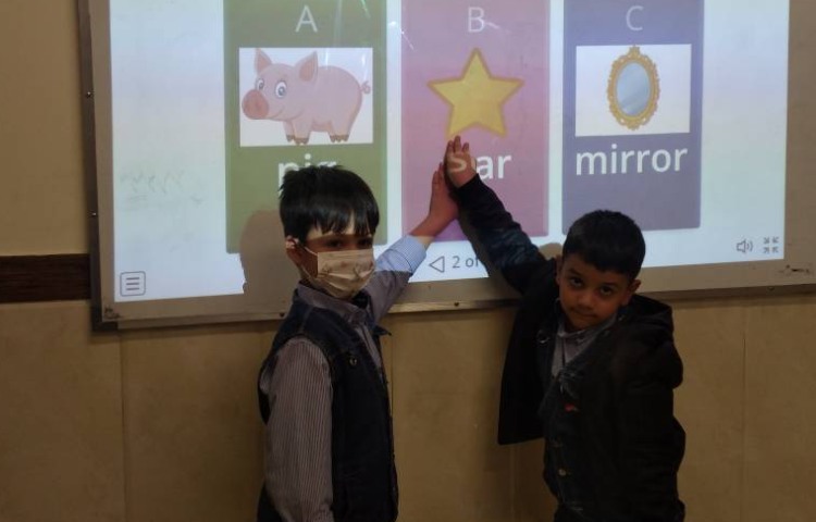 مرور لغات کتاب ALV Phonics با بازی آنلاین 2