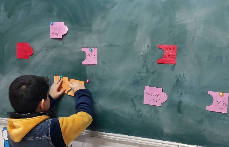 مرور مبحث can/can't 3