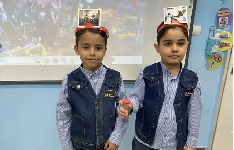 مرور مشاغل با تصاویر جذاب و بازی پانتومیم و پازل 1