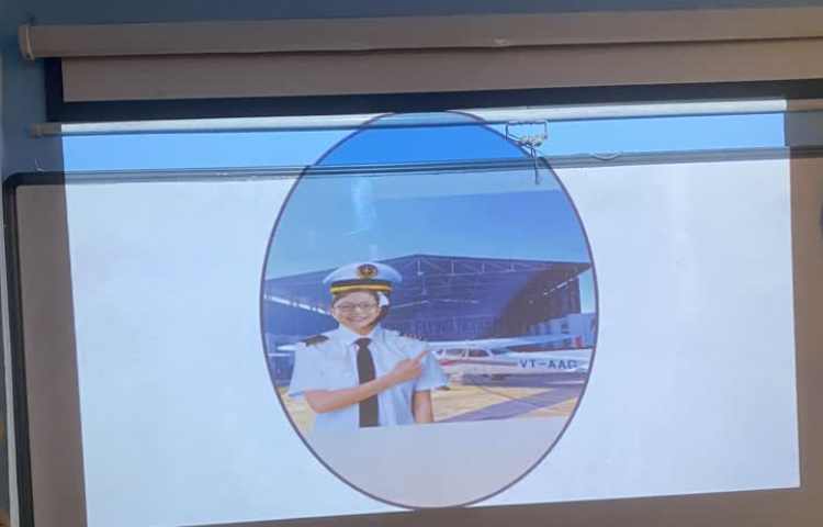 مرور مشاغل با تصاویر جذاب و بازی پانتومیم و پازل 4