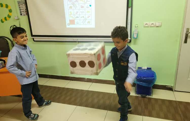 مرور نام وسایل نقلیه به زبان انگلیسی با ایده ی بازی مارپله 3