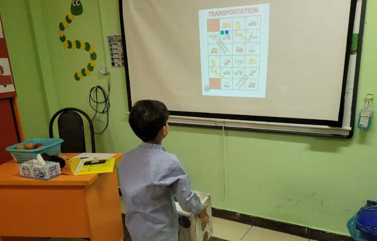 مرور نام وسایل نقلیه به زبان انگلیسی با ایده ی بازی مارپله 9