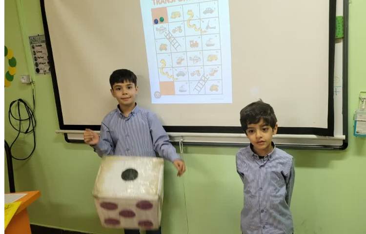 مرور نام وسایل نقلیه به زبان انگلیسی با ایده ی بازی مارپله