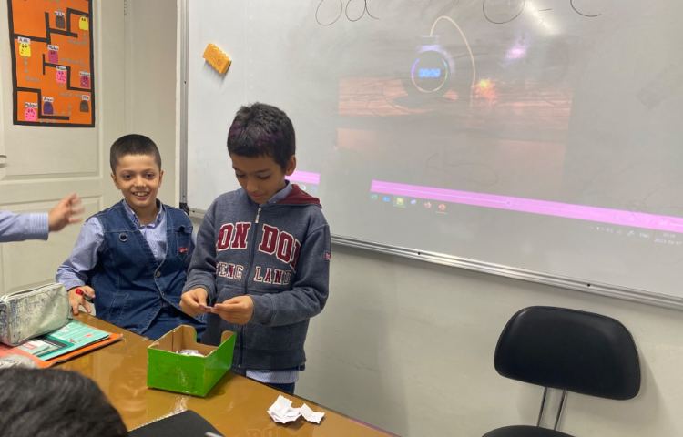 مرور و تمرین روخوانی لغات Jolly Phonics 4 1