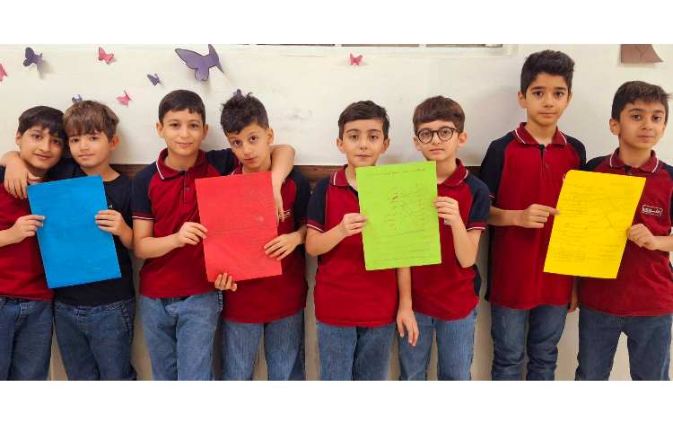 مرور کتاب هدیه های آسمان در گروه های چهارخانه 4