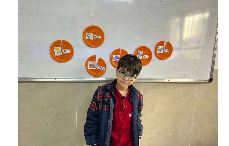 مرور کلمات مرتبط با صدای ir و er از فونیکس 3