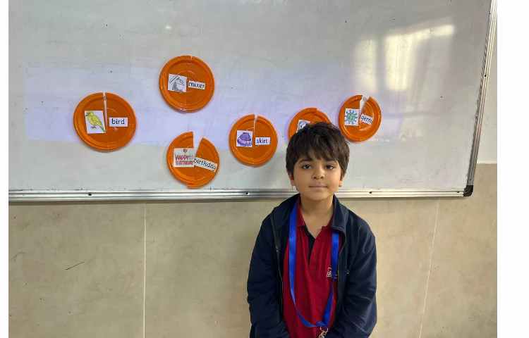 مرور کلمات مرتبط با صدای ir و er از فونیکس 5