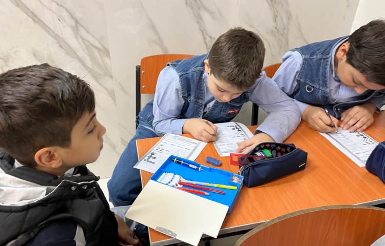 مرور گرامر this, that, these, those با انجام کاربرگ 4