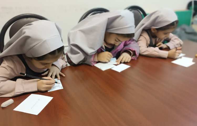 مسابقات آقا و خانم ریاضی 4