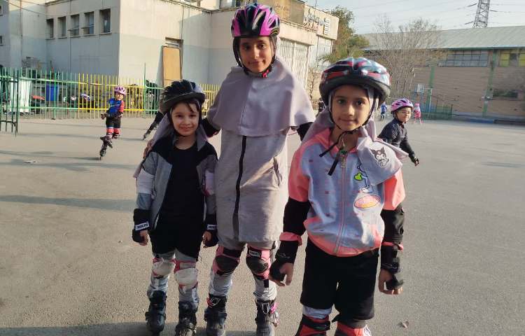 مسابقات اسکیت منطقه ای 4