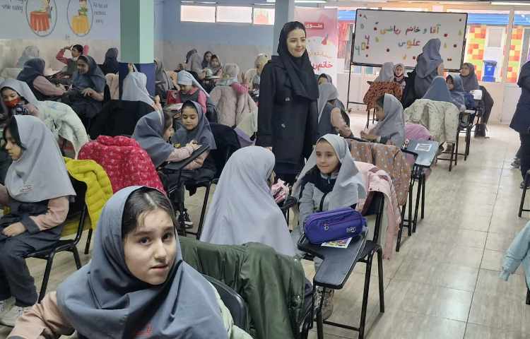 مسابقات بین شعب خانم و آقای ریاضی 17