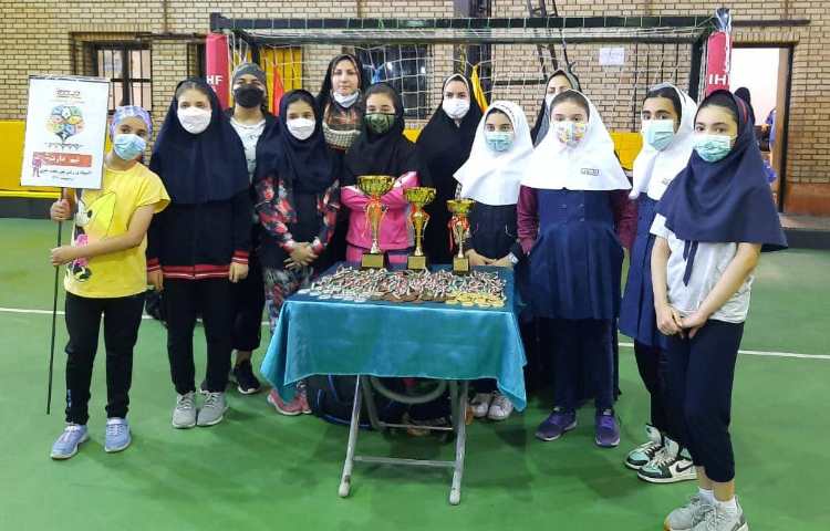 مسابقات بین مدارس شعب دبستان 11