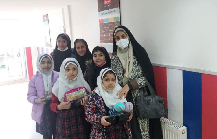 مسابقات خانم ریاضی بین شعب علوی 4