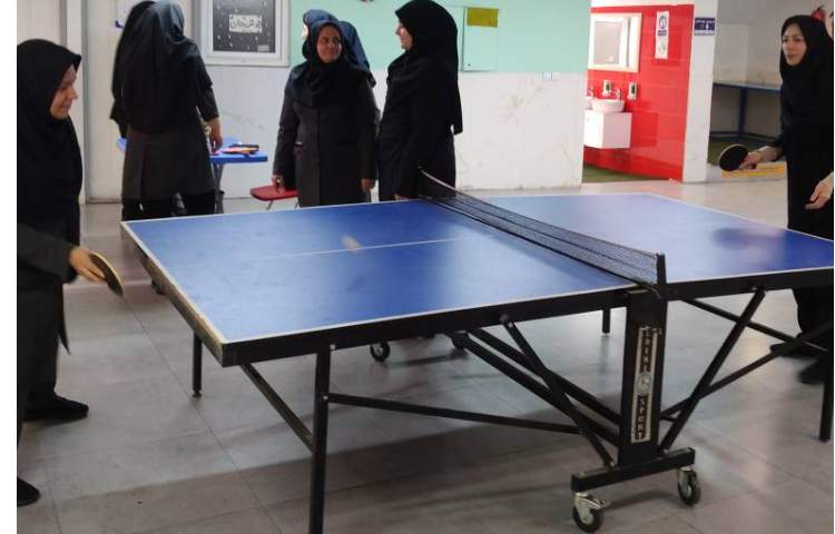 مسابقات درون مدرسه ای کادر اجرایی 6