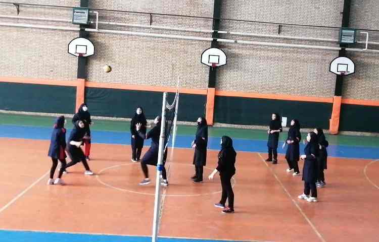 مسابقات درون مدرسه ای 2