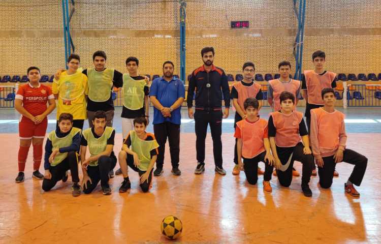 مسابقات درون مدرسه ای 7