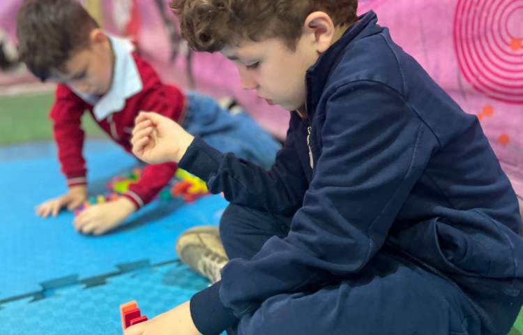 مسابقات دومینو بین شعب علوی 4